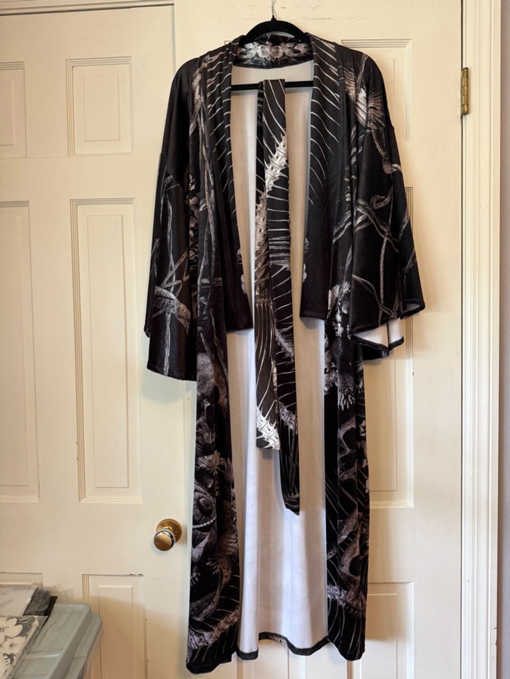 BlackMilk Magic Death Unicorn Velvet Swan kimono